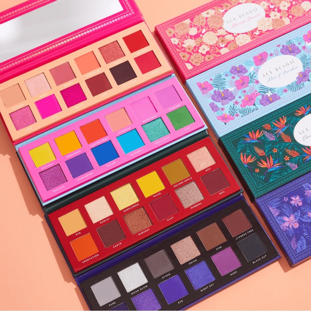Ace Beaute Paradise Collection. 4 palettes in special PR magnetic closure box.